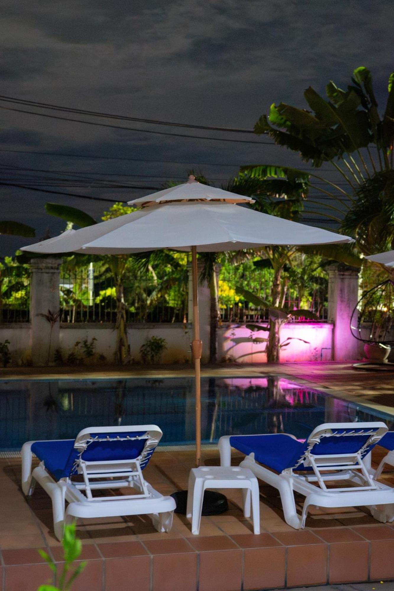 Riviera Hotel & Resort Kep Exterior photo